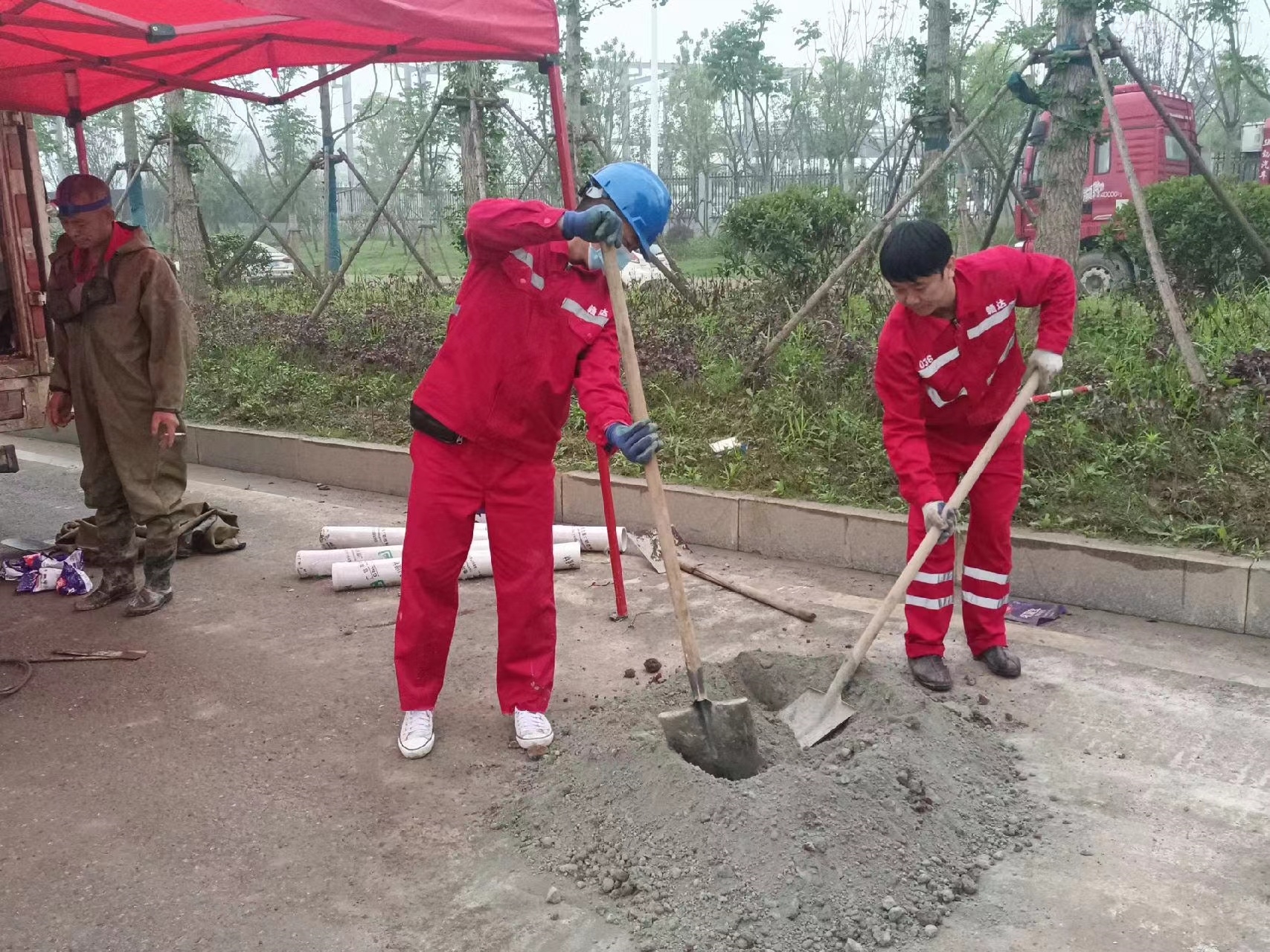 上高管道疏通哪家好】及时进行市政管道清淤