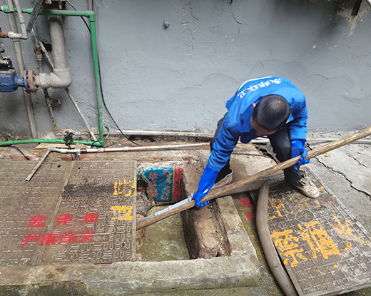 上高清掏化粪池